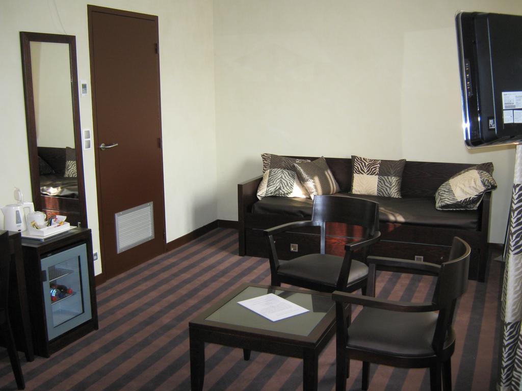 Auberge Du Moulin Marin 라팔리스 외부 사진